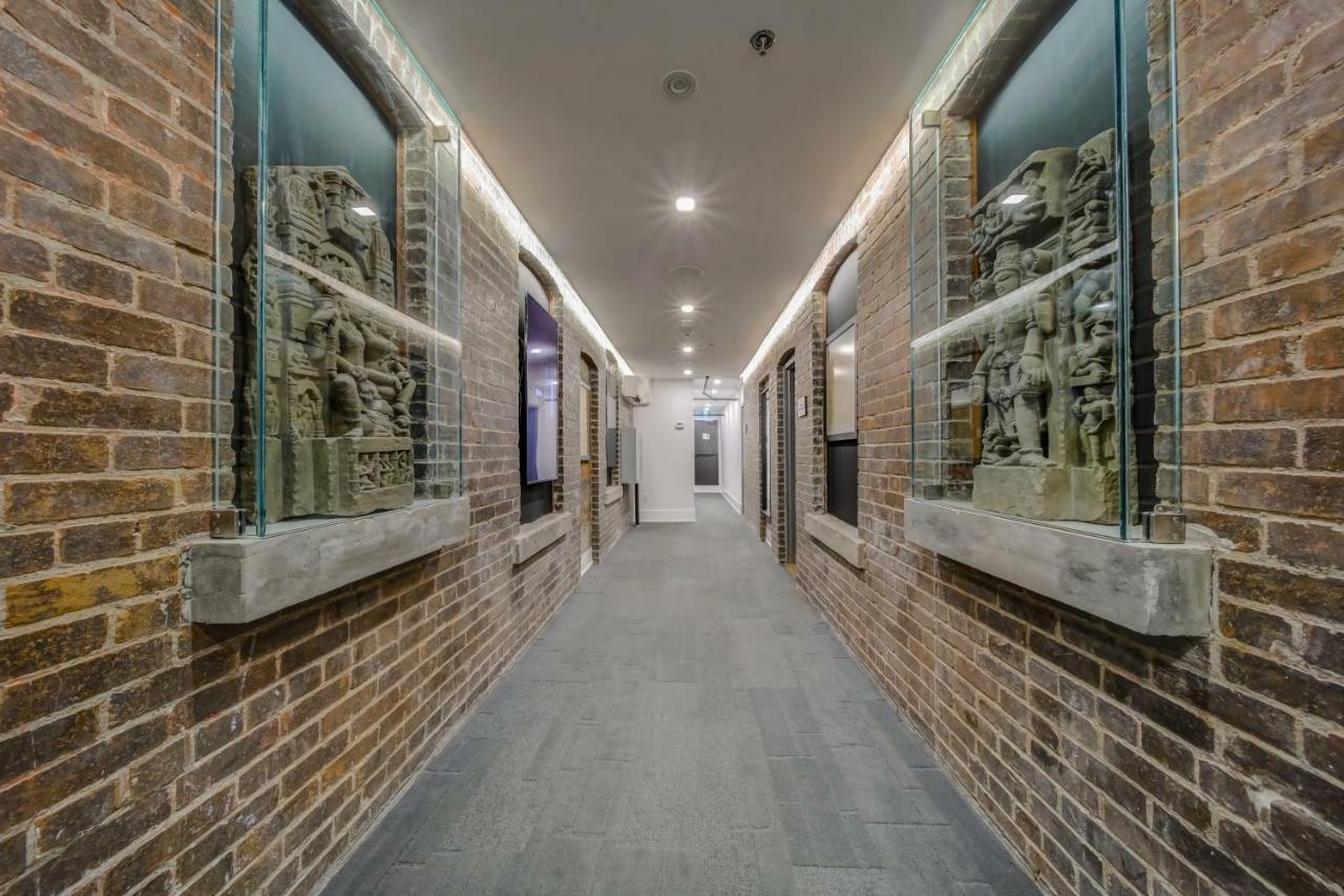 The Westlake Toronto Exterior photo